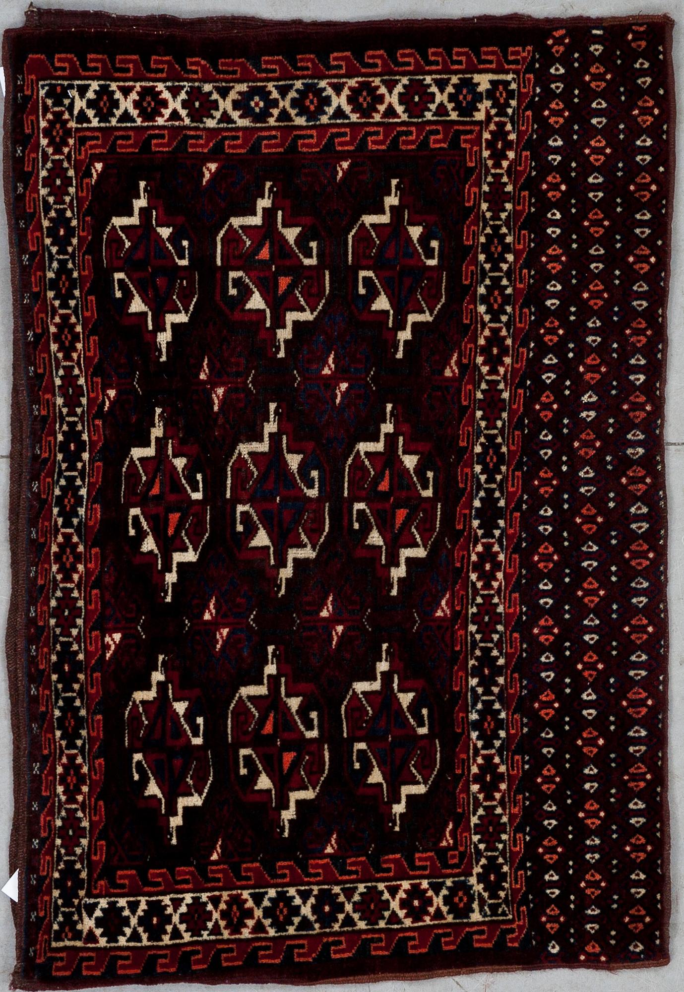 KAMELVÄSKA, semiantik, Tekke-Youmud, ca 142x104.