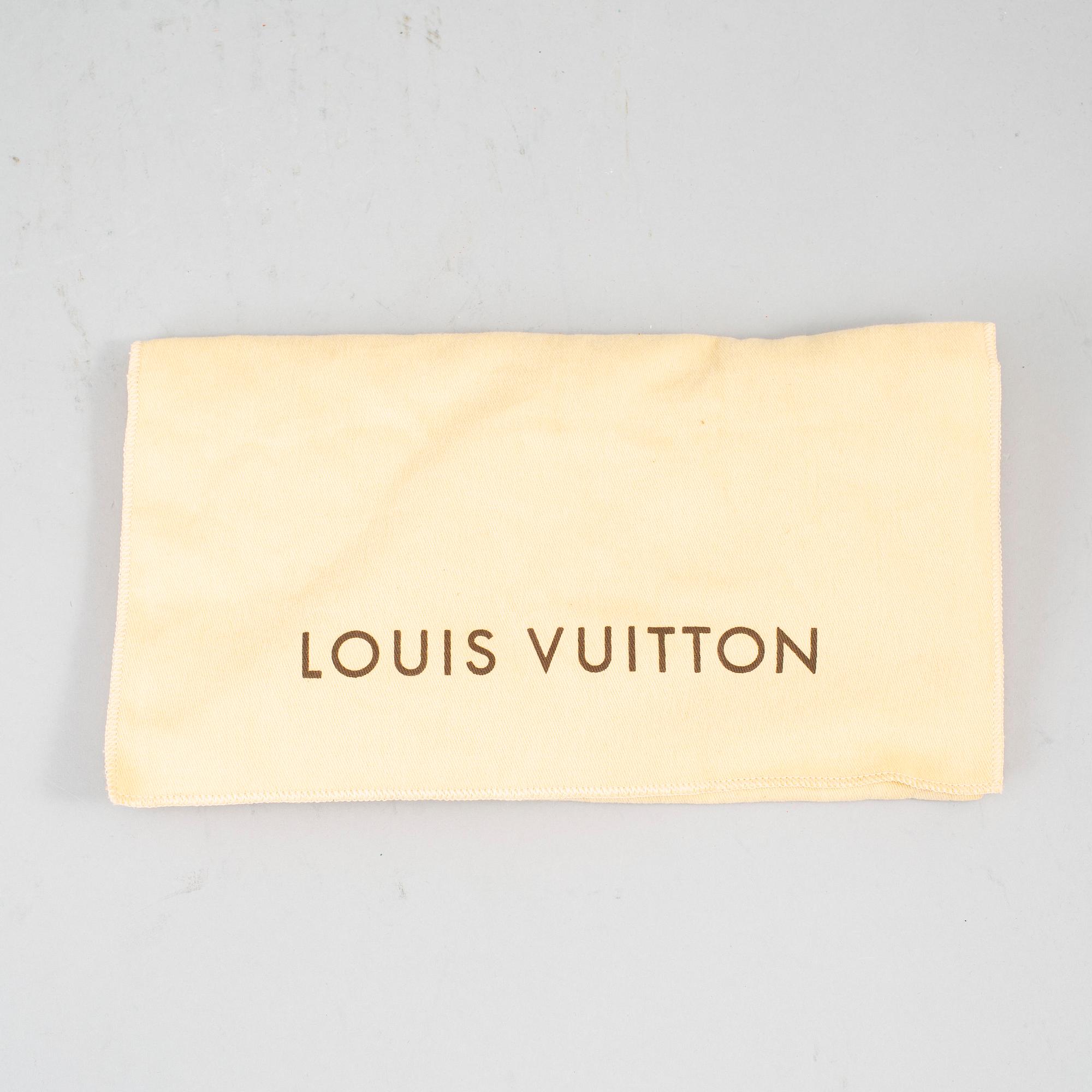 LOUIS VUITTON, 'Pochette Milla Multicolour'.