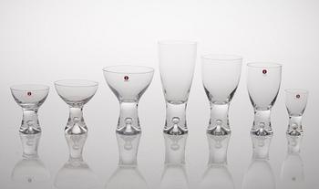 A 124-piece set of 'Tapio' glassware for Iittala.