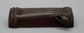 ARMSTÖD, brons, arkaiserande, sannolikt Japan, 1800-tal.