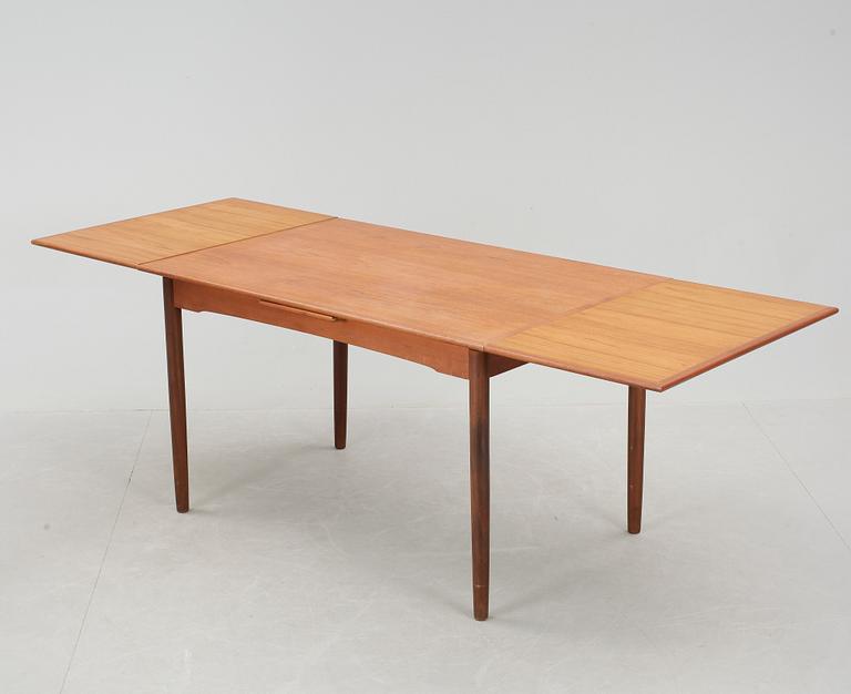 MATBORD samt STOLAR, 5 st, sannolikt Nils Ole Møller, Danmark, 1960-tal.