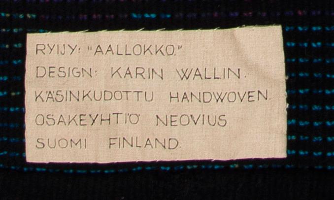 RYIJY, "Aallokko", Karin Wallin, Osakeyhtiö Neovius, Suomi, 1900-luvun loppupuoli. 161 x 110 cm.