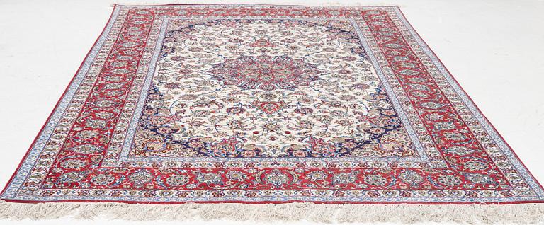 An oriental carpet, c. 310 x 200 cm.