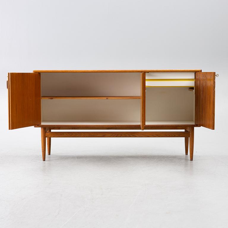 Bertil Fridhagen, sideboard, Bodafors, 1900-talets andra hälft.