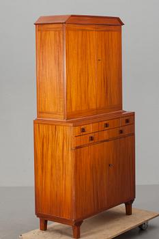 SKÅP,  Carl Malmsten.