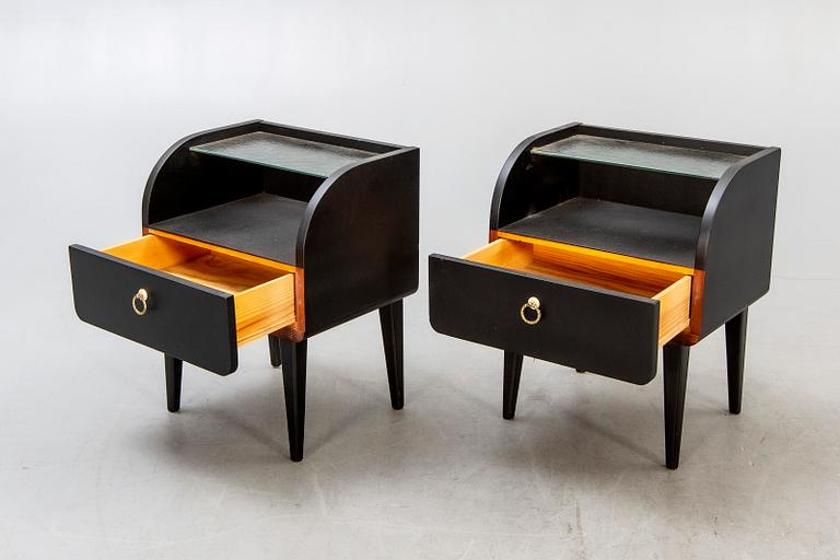 Sängbord, ett par, 1950-tal.