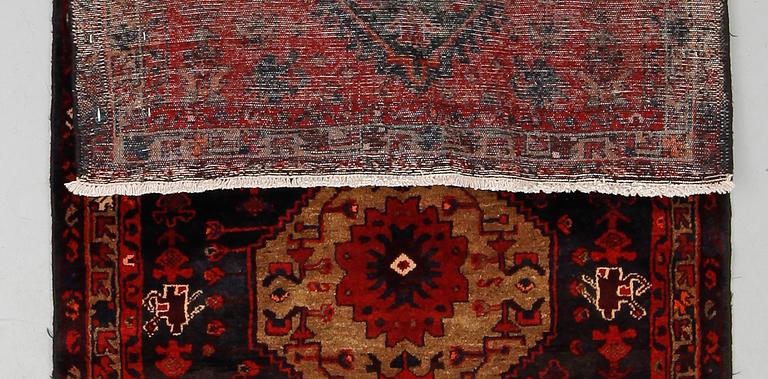 MATTA, Saveh, ca 315 x 107 cm.