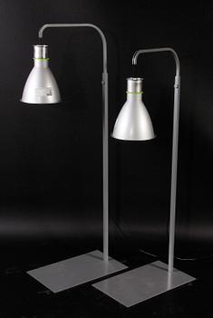 GOLVARMATURER, ett par, sent 1900-tal. QE design.