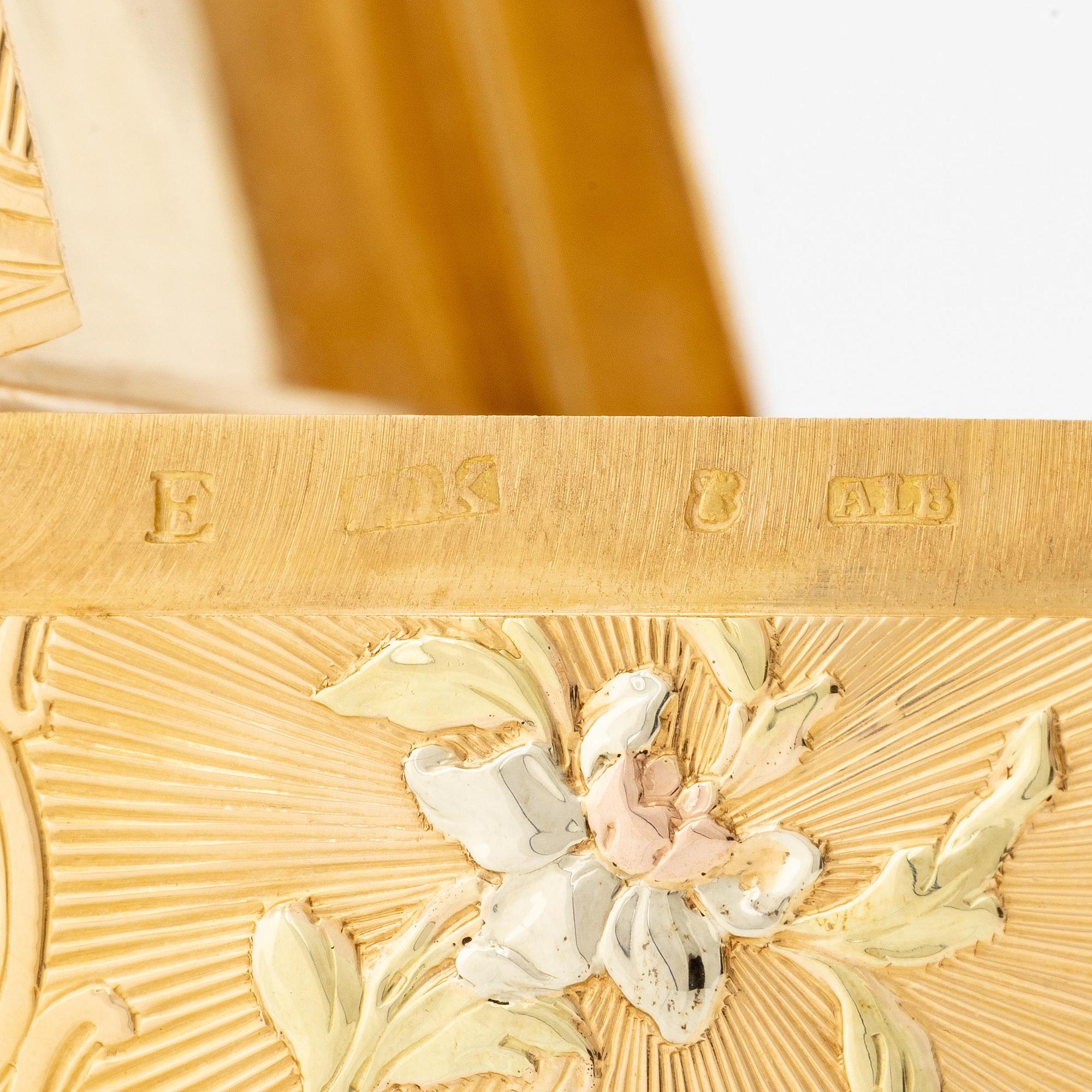 A Swedish 18th century gold snuff-box, marks of Anders Liedberg, designer probably Christian Precht, Stockholm 1763.