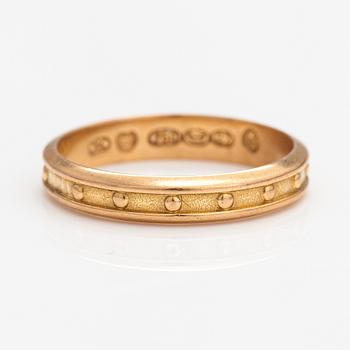 An 18K gold ring "Räisälä ring", model 1271. Kalevala koru, Helsinki 1967.