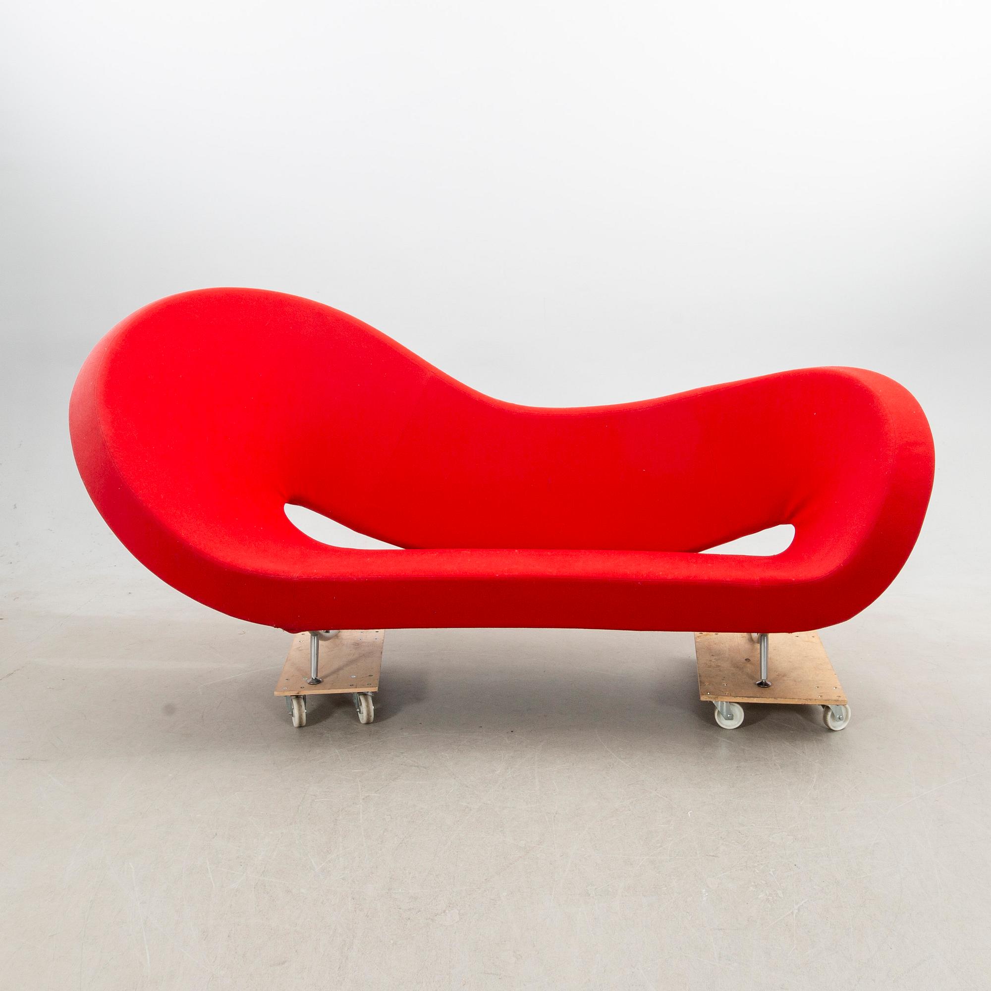 Ron Arad, soffa, ”Victoria & Albert”, för Moroso, Italien, 2000-tal.