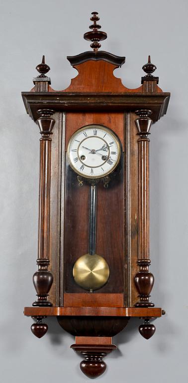 VÄGGPENDYL, nyrenässans, 1800-talets slut.