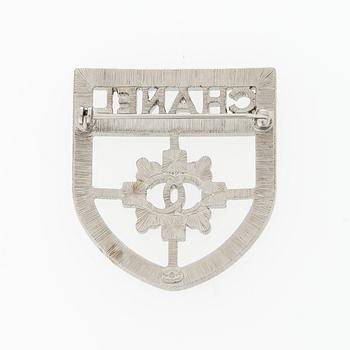 BROOCH.