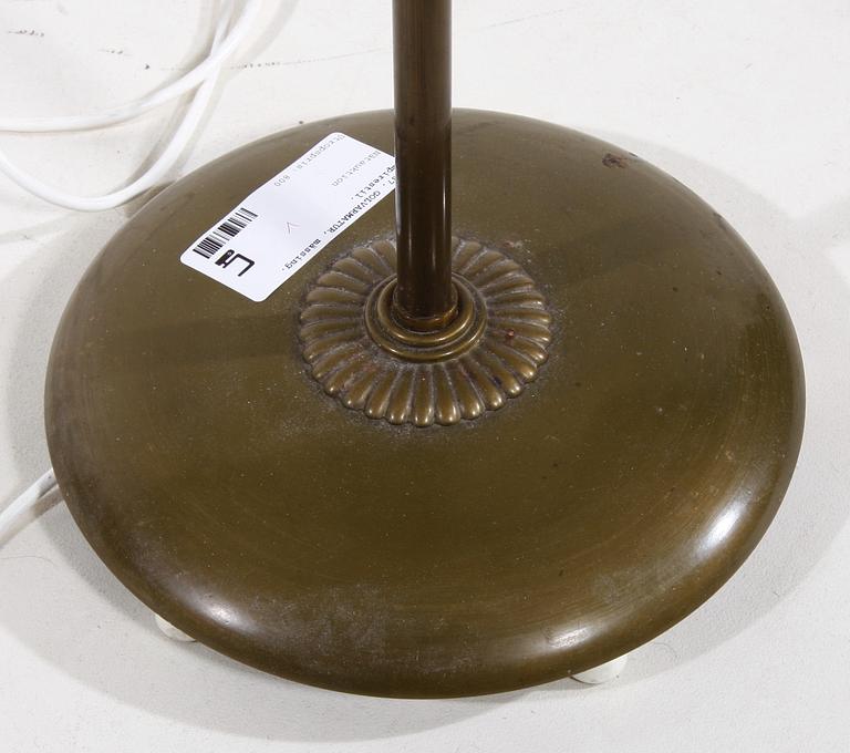 GOLVARMATUR, mässing, empirestil, 1900-talets mitt.
