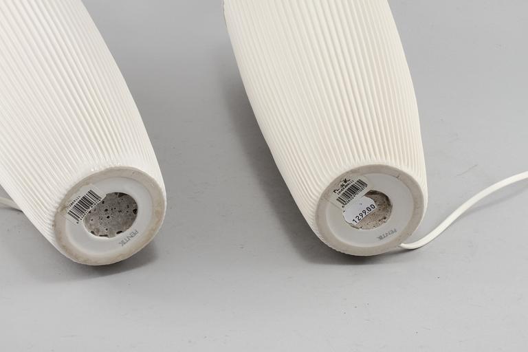 BORDSLAMPOR, ett par, Pentik, 2000-tal.