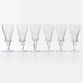 Vicke Lindstrand, six 'Dalecarlia' white wine glasses, Kosta Boda.