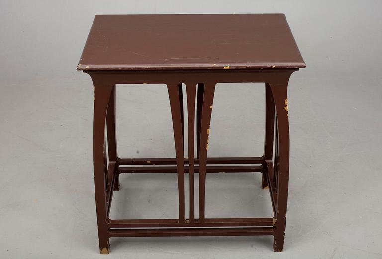 MÖBLEMANG, 8 delar, jugend, stämpel Puuteollisuusliike J. Järveläinen, Raumo, Finland 1906.