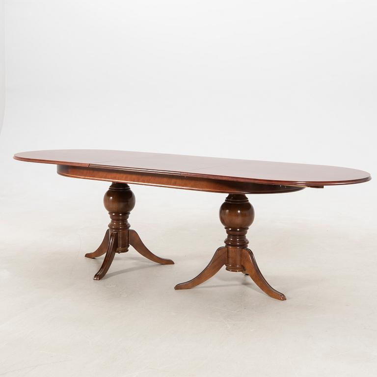 Dining table, late 20th century.