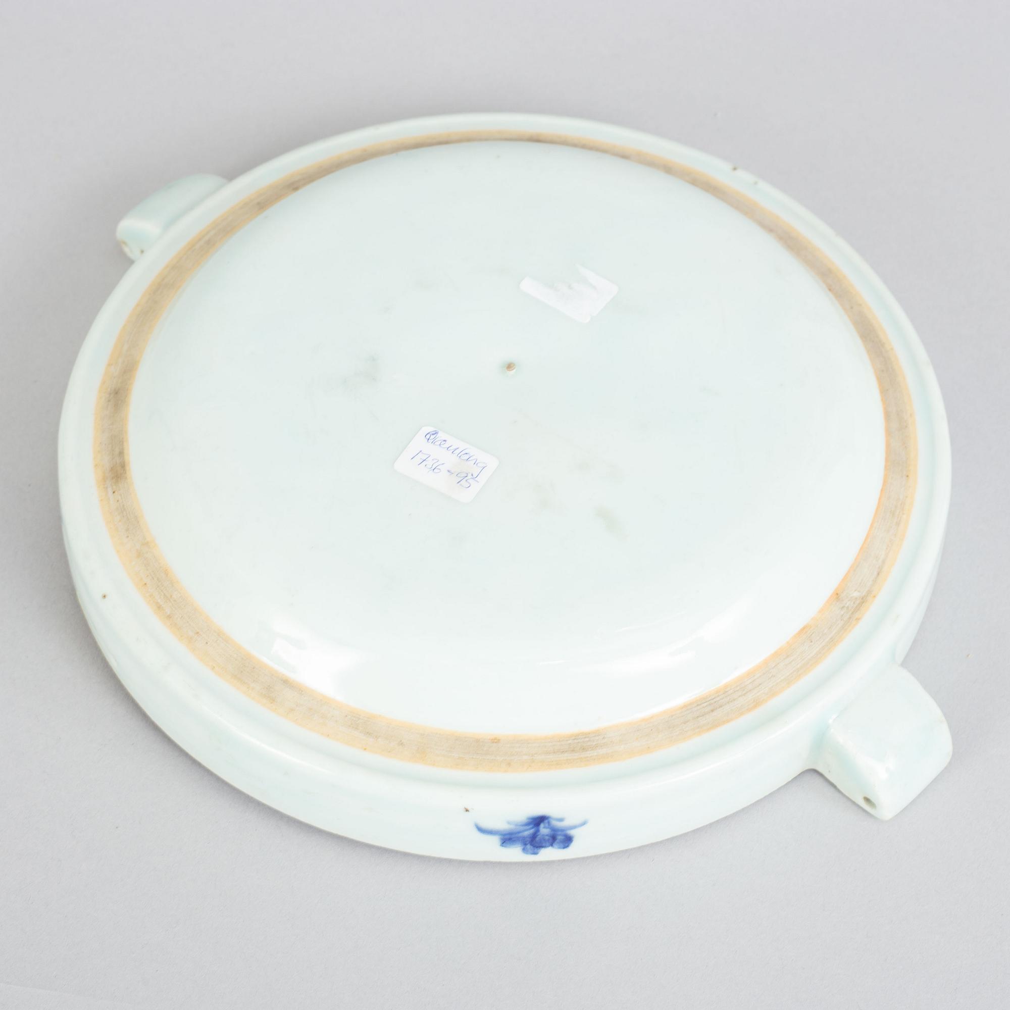 A blue and white hot water dish, Qing dynasty, Qianlong (1736-95).