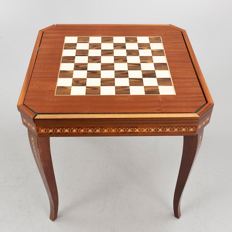 A game's tables, Italy, second half of the 20th century.