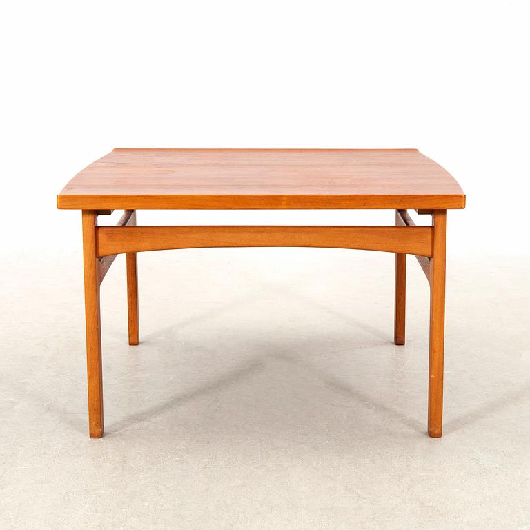 Tove Kindt-Larsen, coffee table Säffle furniture factory late 20th century.