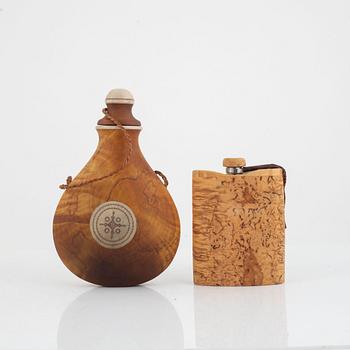 Tore Sunna and Per Erik Nilsson, two birch flasks, signed.