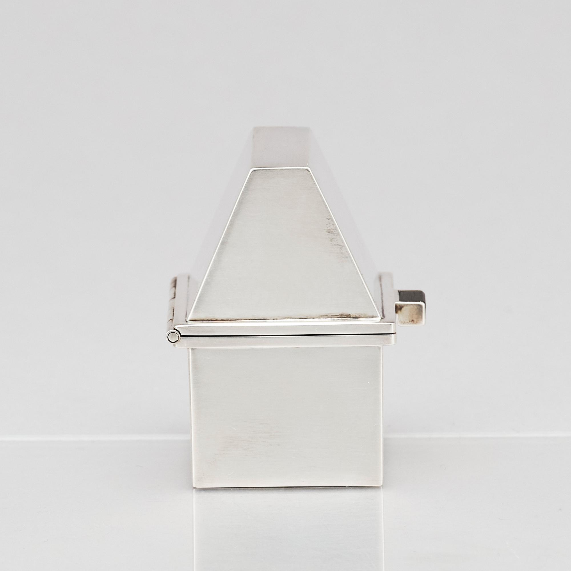 Lars Håkansson, a sterling silver box, Lund 1983.