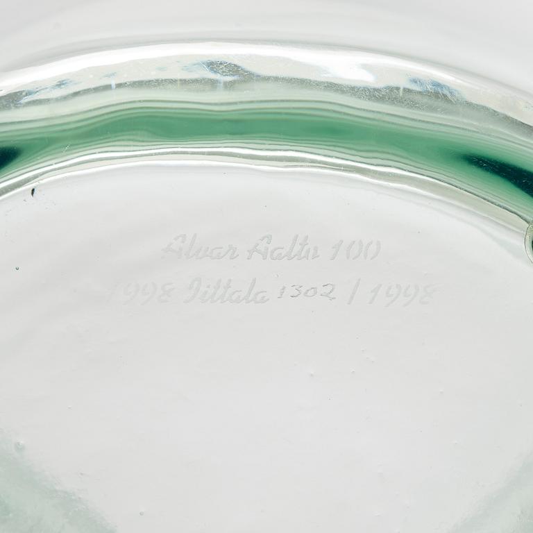 Alvar Aalto, vas, signerad Alvar Aalto 100 1998 Iittala 1302/1998.