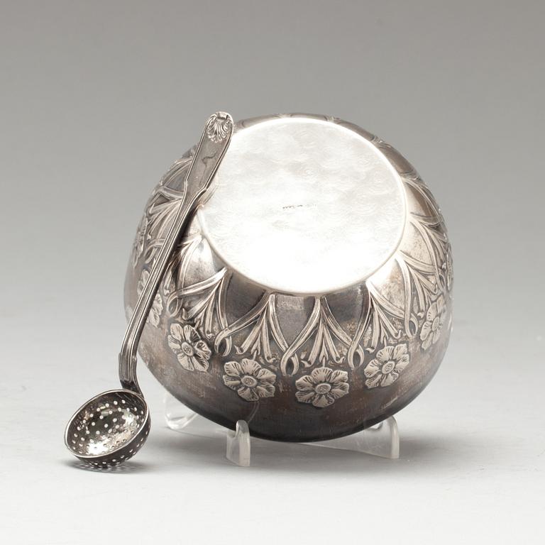 SKÅL samt Ströare, silver, Bland annat Johan Fredrik Tynelius, Helsingborg, 1903. Vikt ca 174g.