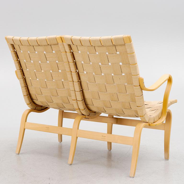 Bruno Mathsson, an 'Eva' sofa, Firma Karl Mathsson, Värnamo, 1971.