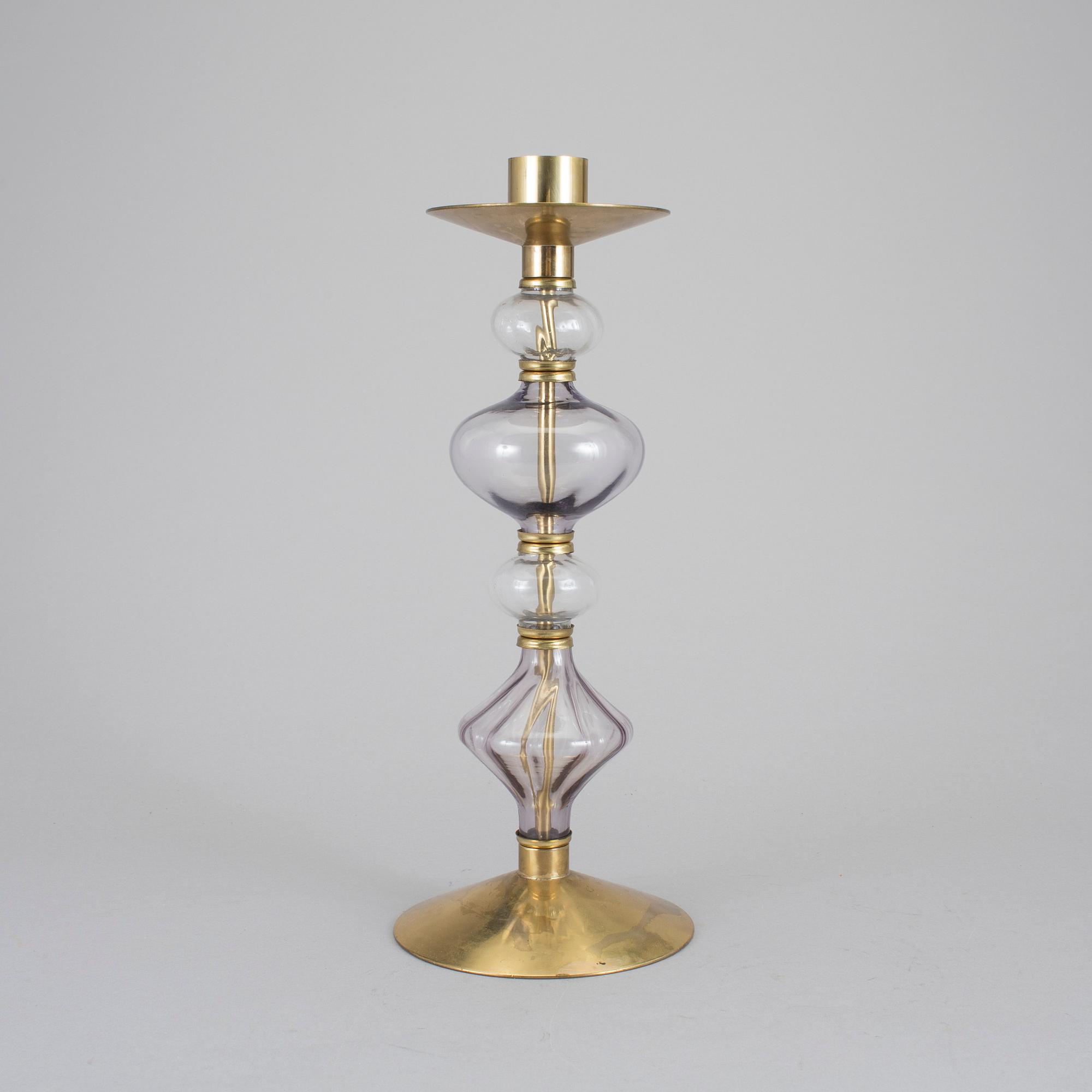 ERIK HÖGLUND, ljusstake, mässing och glas, 1900-talets andra hälft.