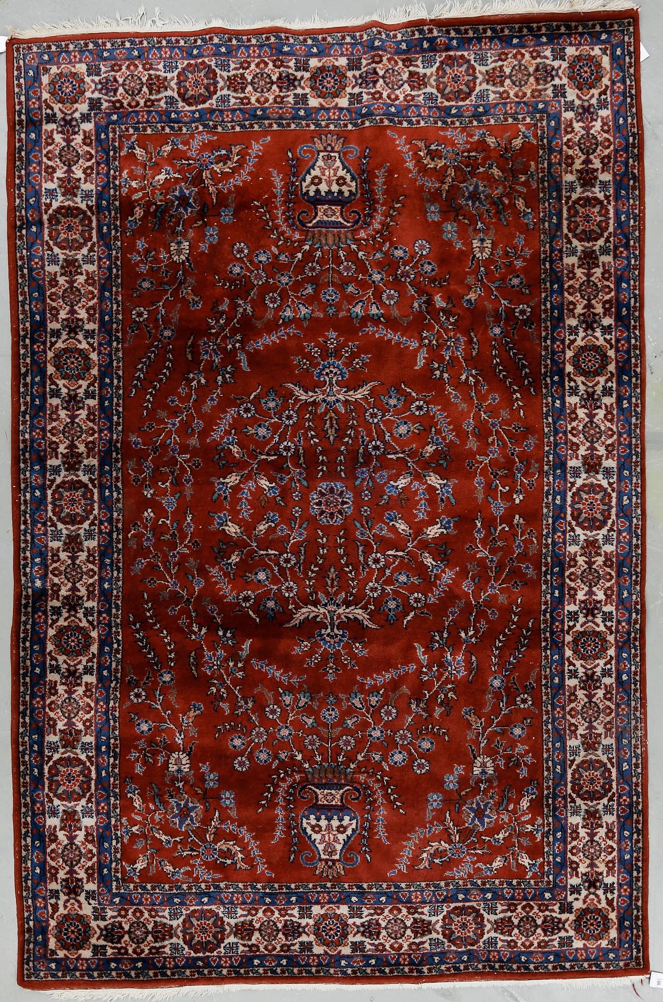 MATTA, old Kirman. Ca 303x202 cm.