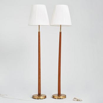 Hans Bergström, a pair of floor lamps, model "522", ateljé Lyktan, Sweden 1940-50s.