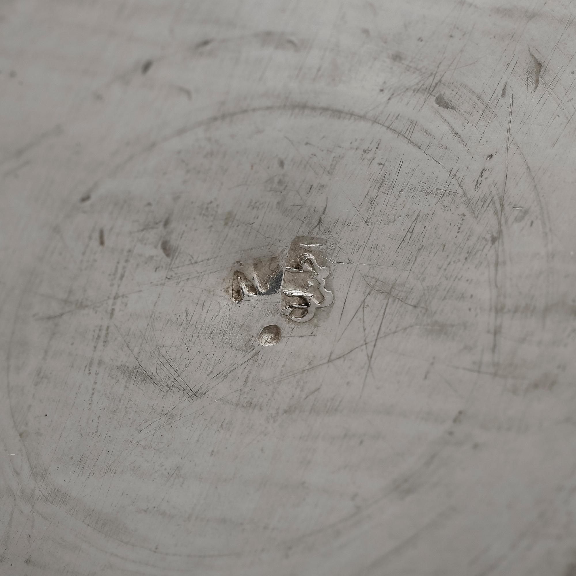 VAS, silver, Persien, 18/1900-tal. Vikt ca 1023g.