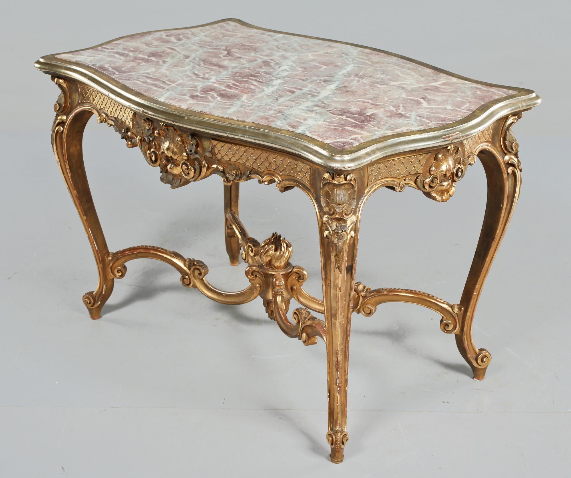 SALONGSBORD, Louis XV-stil, 1900-talets första hälft.