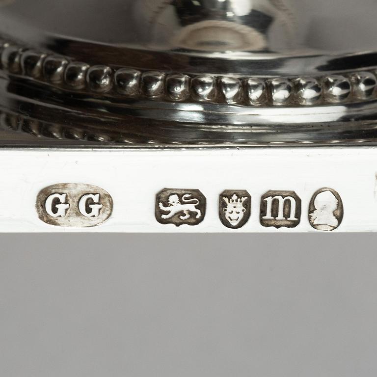 Bordsgarnityr, 3 delar, silver, troligen George Gray, London, England, 1787.