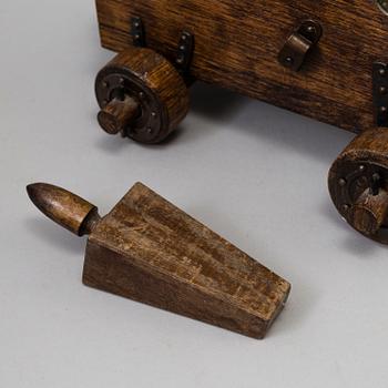 A BRONZE TABLE CANNON, s c "Sweden Cannon", second half of the 20th century.