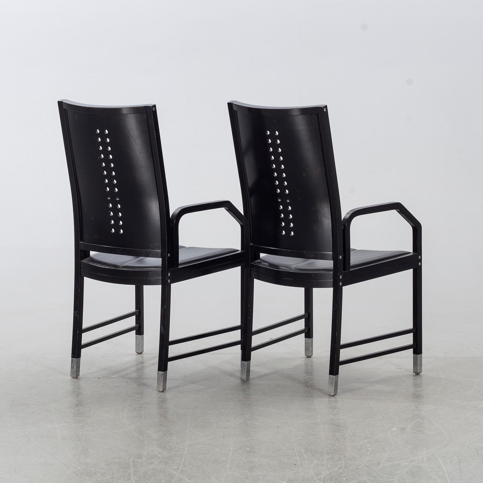 KARMSTOLAR ett par Thonet 1900-talets andra hälft.