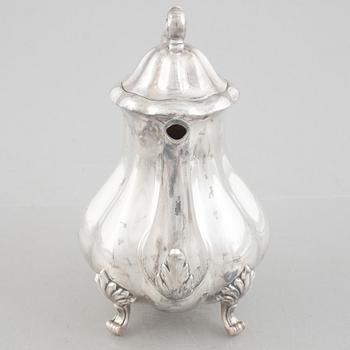 Kaffeservis, 3 delar, sterlingsilver, rokokostil, svensk importstämpel, 1900-talets mitt.