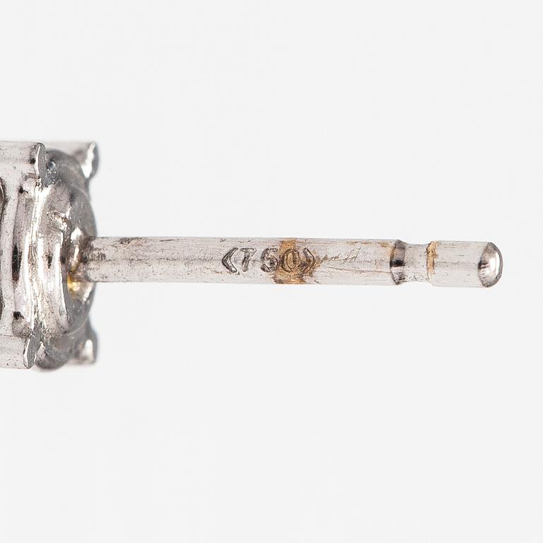 Örhängen, 18K vitguld, diamanter ca 1.04 ct tot. Med HDR Antwerp certifikat.
