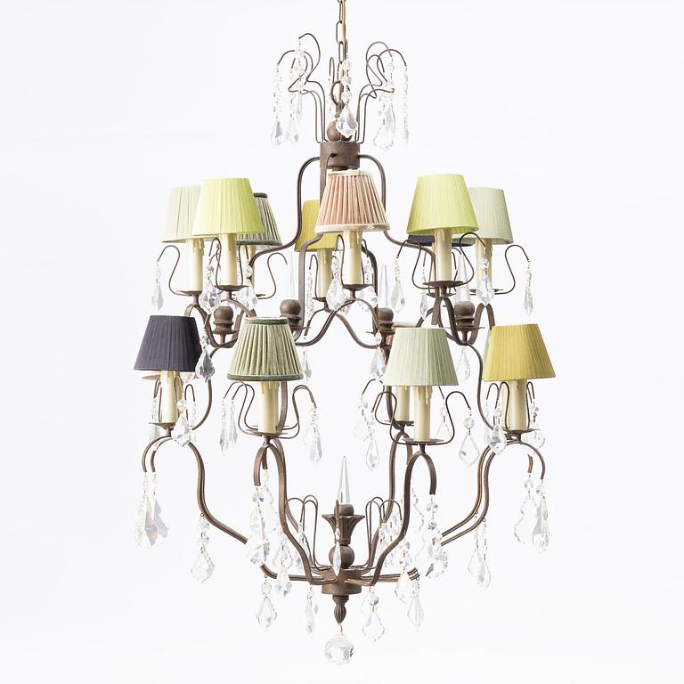 An imposing chandelier, 1900s.