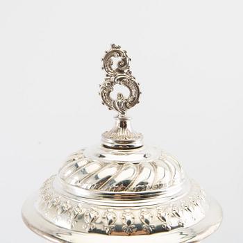 Cup Baroque style first half of the 20th century silver plate.