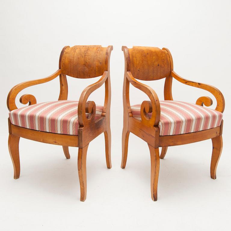 KARMSTOLAR, ett par, biedermeier, Finland 1800-talets första hälft.