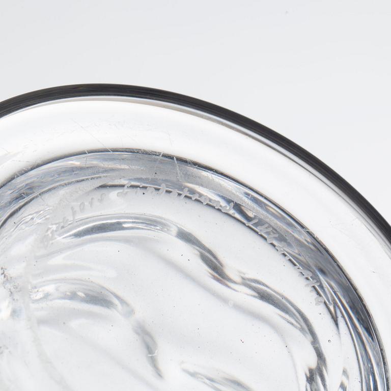 VAS, glas, Vicke Lindstrand för Orrefors, nr 1462. A.H.a.