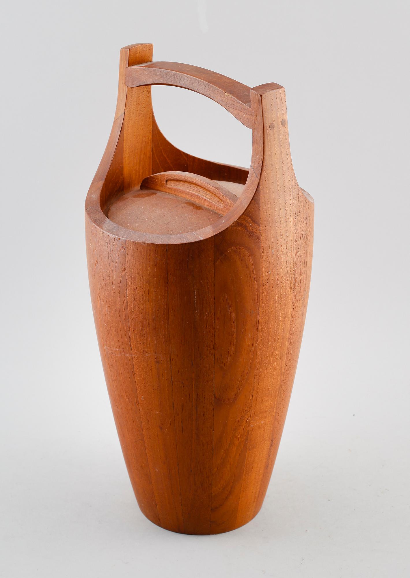 JENS H QUISTGAARD, ishink med lock, "Congo", Dansk Designs, Danmark 1950-tal.