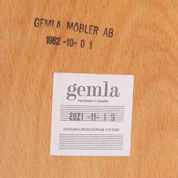 Jack Ränge och Beata Heuman, karmstolar, ett par, "Kaiser", Gemla, Diö, 1982 och 2021.