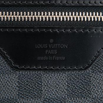 Louis Vuitton, "Mick MM", väska.