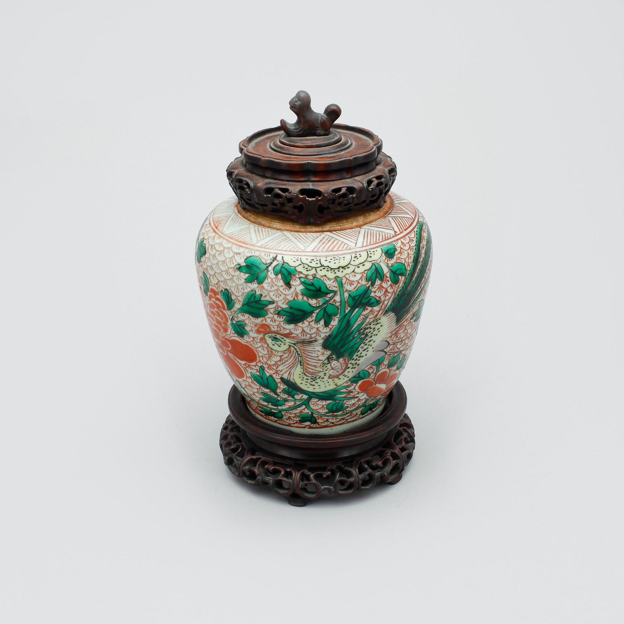 URNA, porslin, Ming, Kina transition 1600-tal.