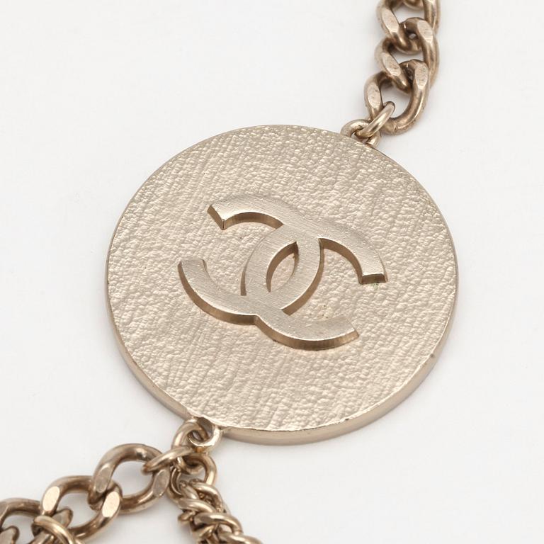 CHANEL, halsband, höst 2004.