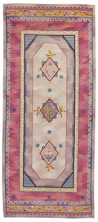 CARPET. Knotted pile. 341 x 145 cm. Signed MG 1928 (Märtha Gahn).